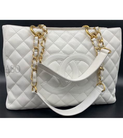 borsa chanel tre parti